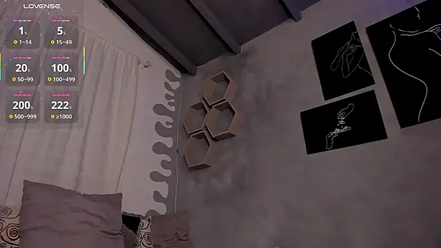 Danii-420 live sex cam