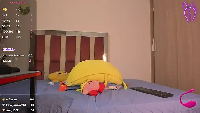 lucia_s1's cam snapshot