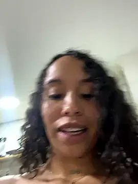 MarieLeon live sex cam