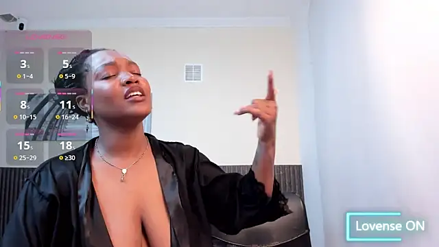 chanel_brunette's cam snapshot