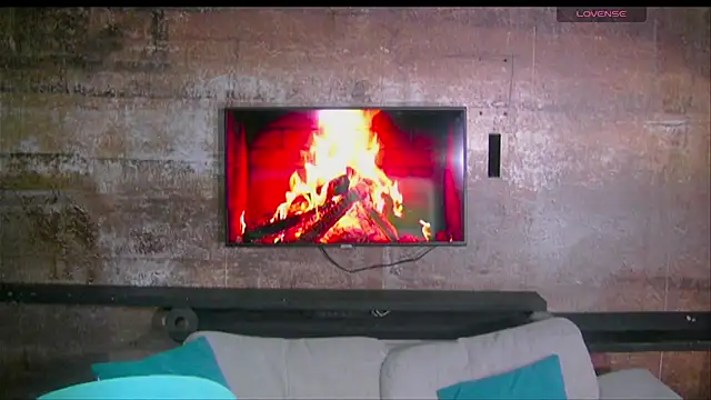 chloeey777_'s cam snapshot