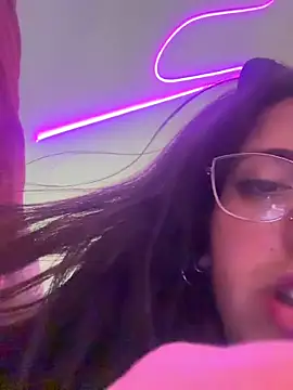 Mizztikaa live sex cam