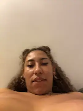 lauraltt's cam snapshot