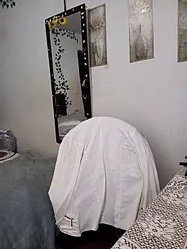 YaraDuartee's cam snapshot