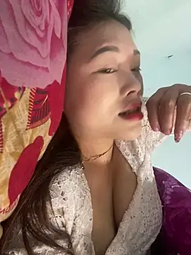 Emxinh123cute's cam snapshot