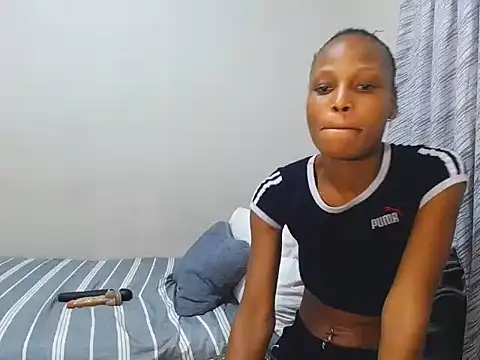 SexySlimMelanin's cam snapshot