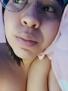 anni_ross's cam snapshot