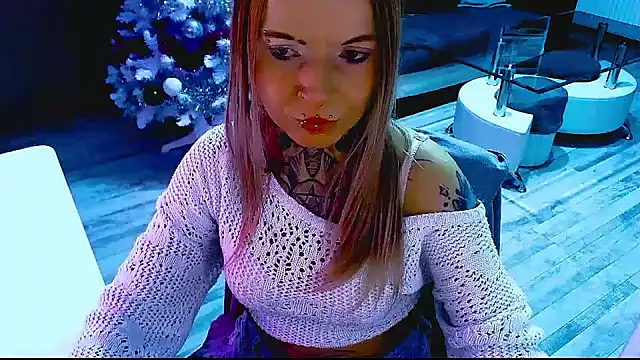 InesGold's cam snapshot