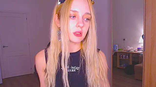 sailormoon666_'s cam snapshot