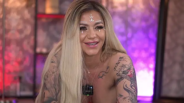 AlmaVelia's cam snapshot