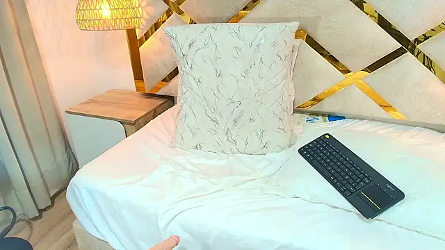 Noelle_Minx live sex cam