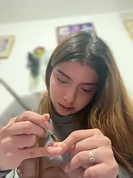 Cloew_Marz live sex cam