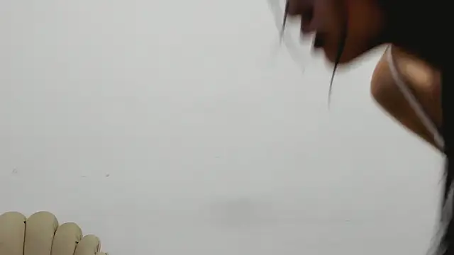 SkinnyGirl_28 live sex cam