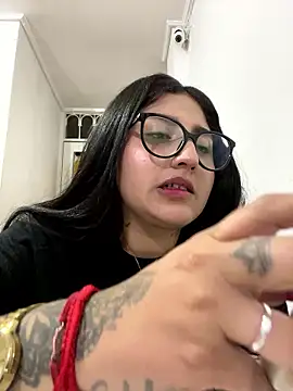 croftsmila live sex cam