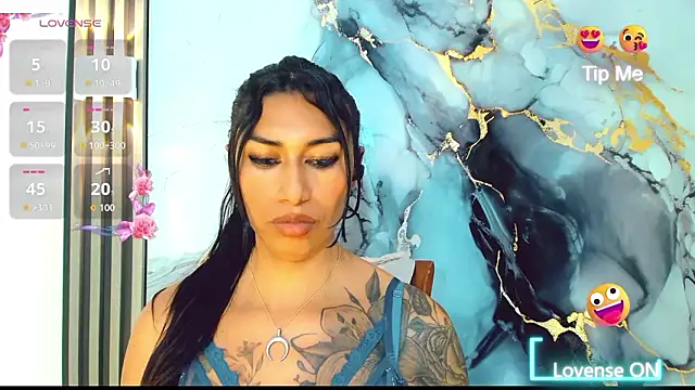 khiara_moretti's cam snapshot