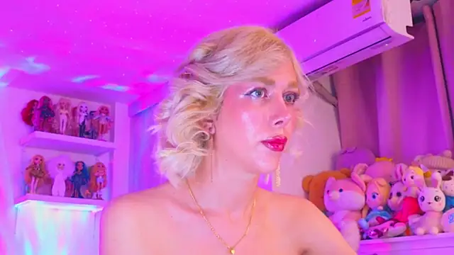 MadamBarbiee's cam snapshot