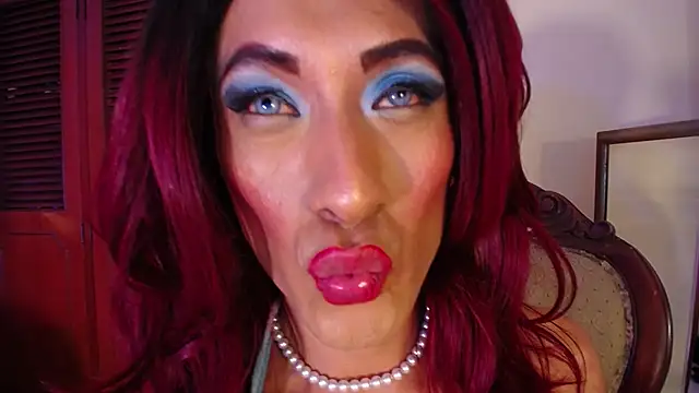 Raven_foxter1's cam snapshot