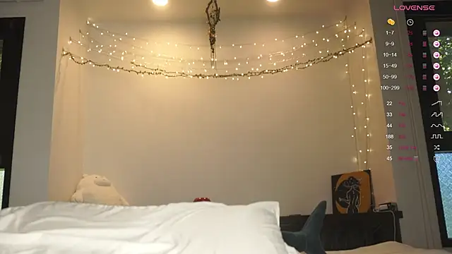 Amylittlestar live sex cam