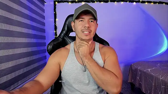 ransoj live sex cam