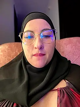 Badra_Abaid's cam snapshot