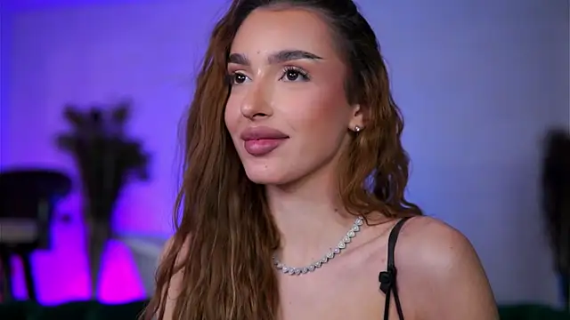 ClaraBenatti live sex cam