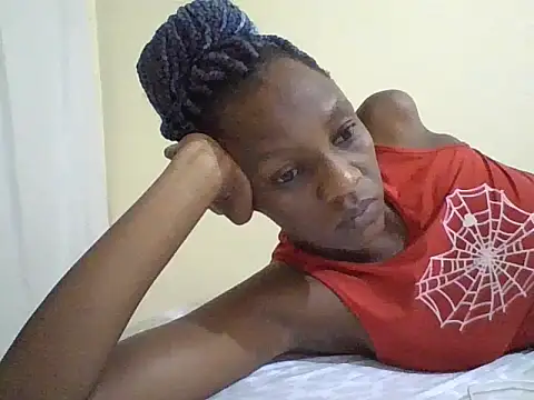 SimplyHer's cam snapshot