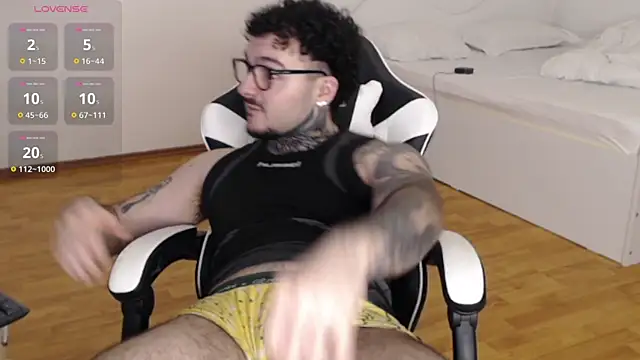 hyper_syren's cam snapshot