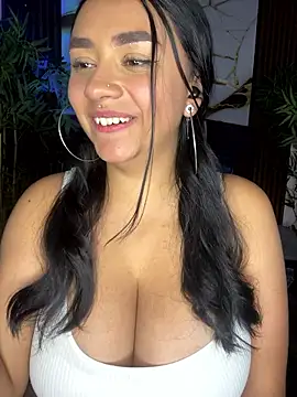 michell_boobs_ live sex cam