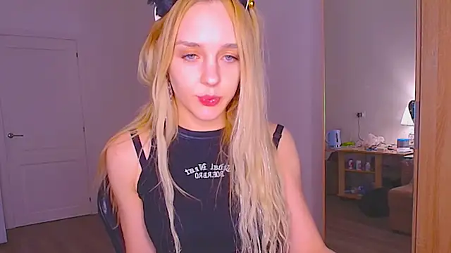 sailormoon666_'s cam snapshot