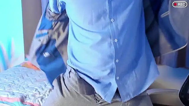 Nicholasrodrii live sex cam