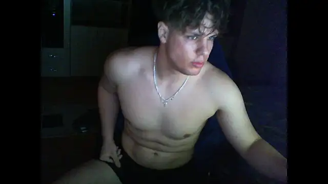 GymGuy0505 live sex cam