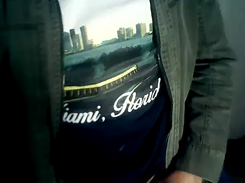 Latinjim29's cam snapshot