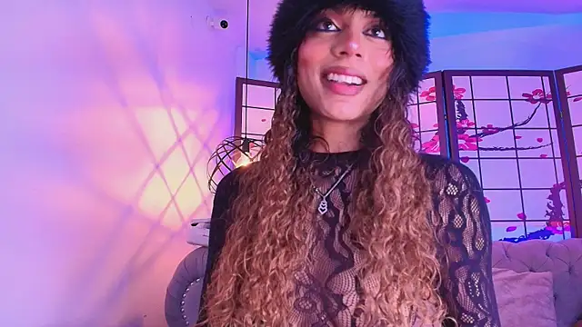 Zahara1's cam snapshot