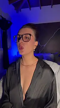 EmaSaenz live sex cam