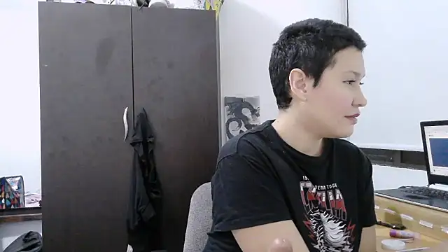 luxandracon23 live sex cam