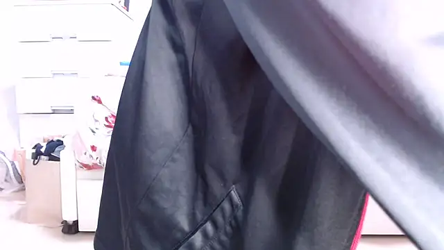 AMI___oO live sex cam