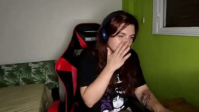 RosaLowLight's cam snapshot