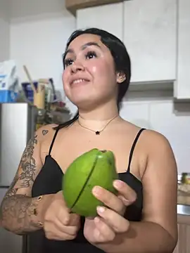 Pretty_Isadora's cam snapshot