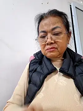 Hotestlove's cam snapshot