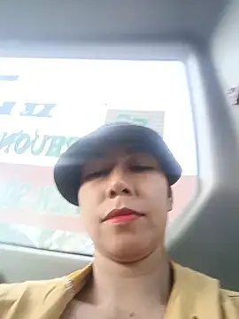 2HotAsain4u's cam snapshot