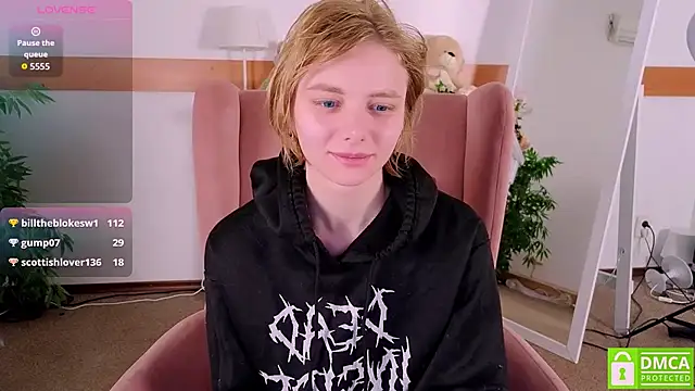 MirraBellanta live sex cam