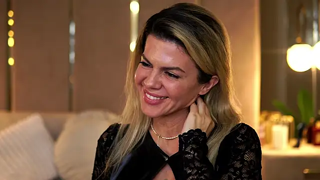 CamilaStarr's cam snapshot