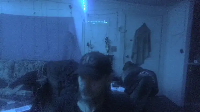 Poundtown1226's cam snapshot