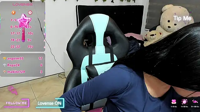 alma_blue live sex cam