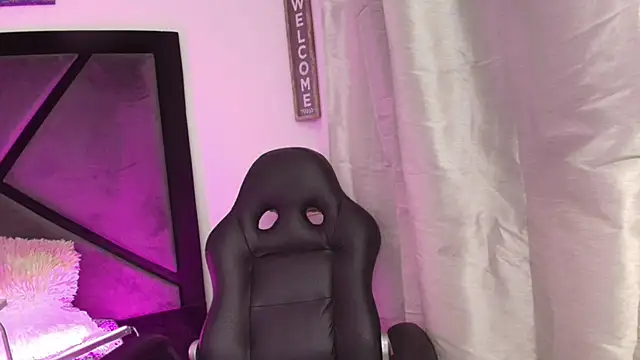 GabrielaDurann live sex cam