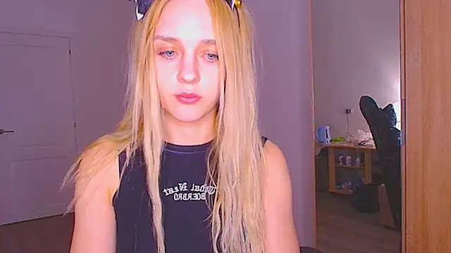 sailormoon666_'s cam snapshot