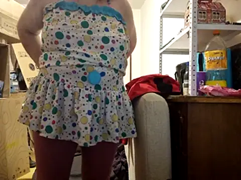 Samantha_Squirt@xh live sex cam