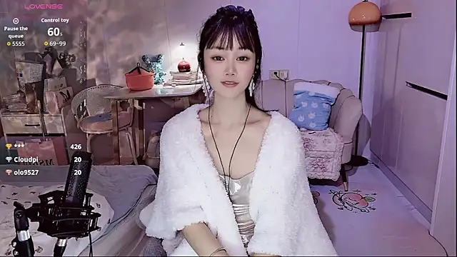 Coral_888's cam snapshot