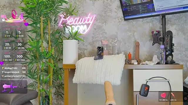 YourBurnWish's cam snapshot