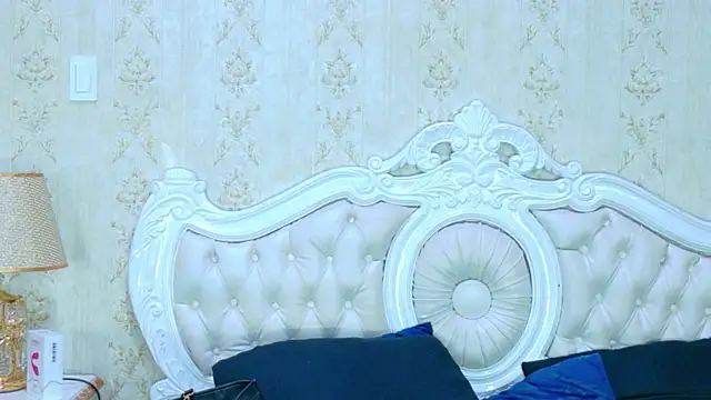 TianahGlow's cam snapshot